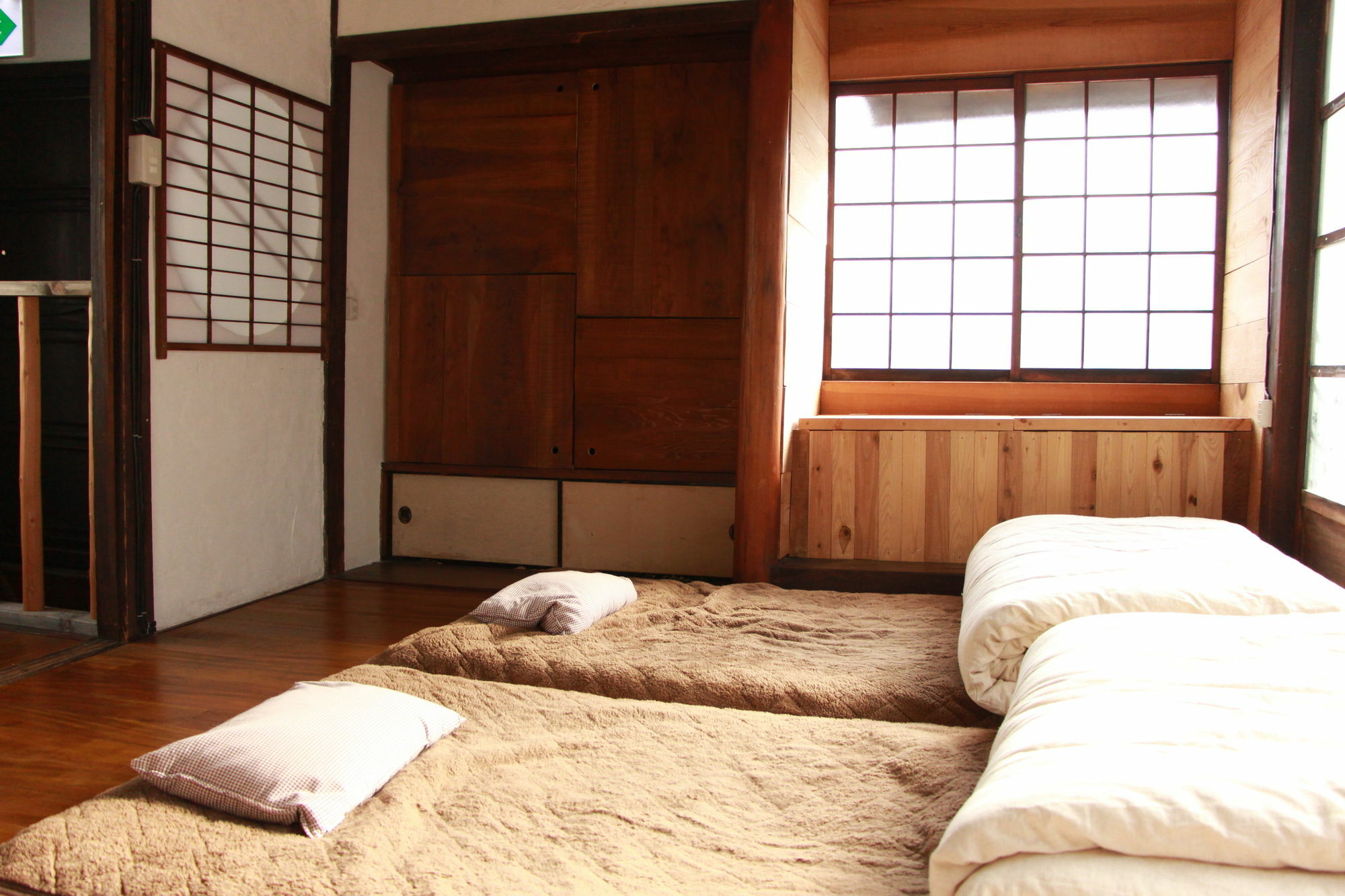Guesthouse Yadocurly Onomichi Zewnętrze zdjęcie